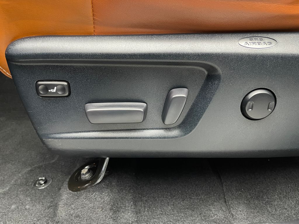 Thumbnail: 2018 Toyota Tundra - 14