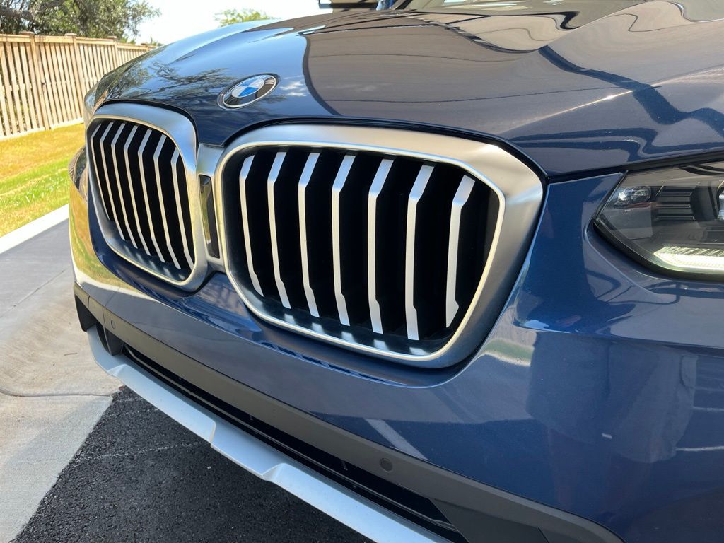 Thumbnail: 2022 BMW X3 - 15