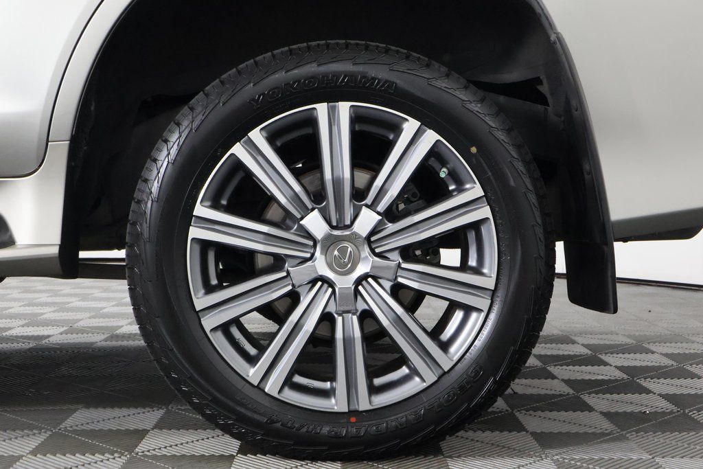 Thumbnail: 2016 Lexus LX - 17