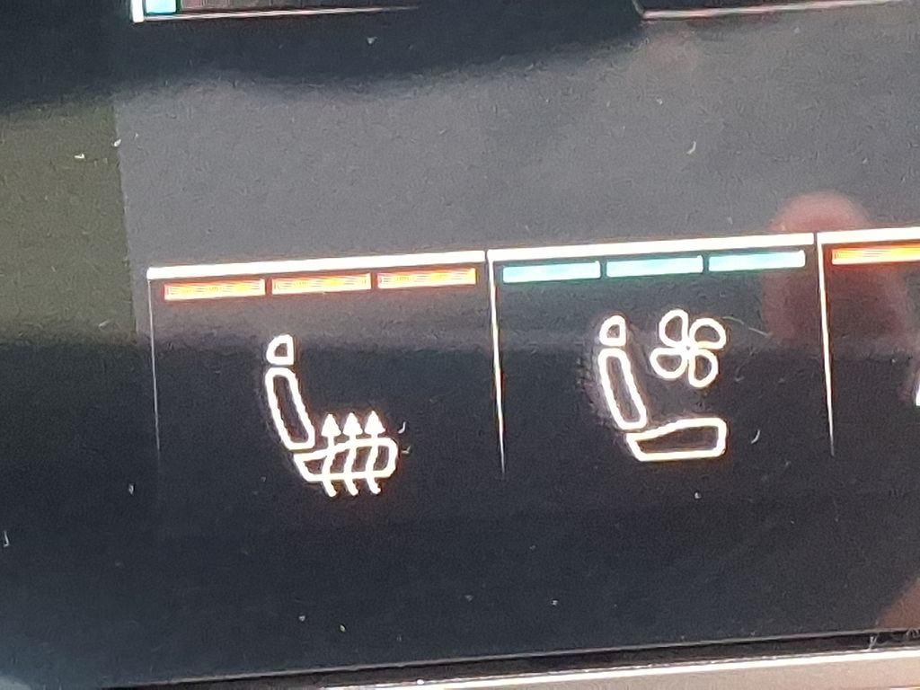 Thumbnail: 2019 Audi A6 - 24