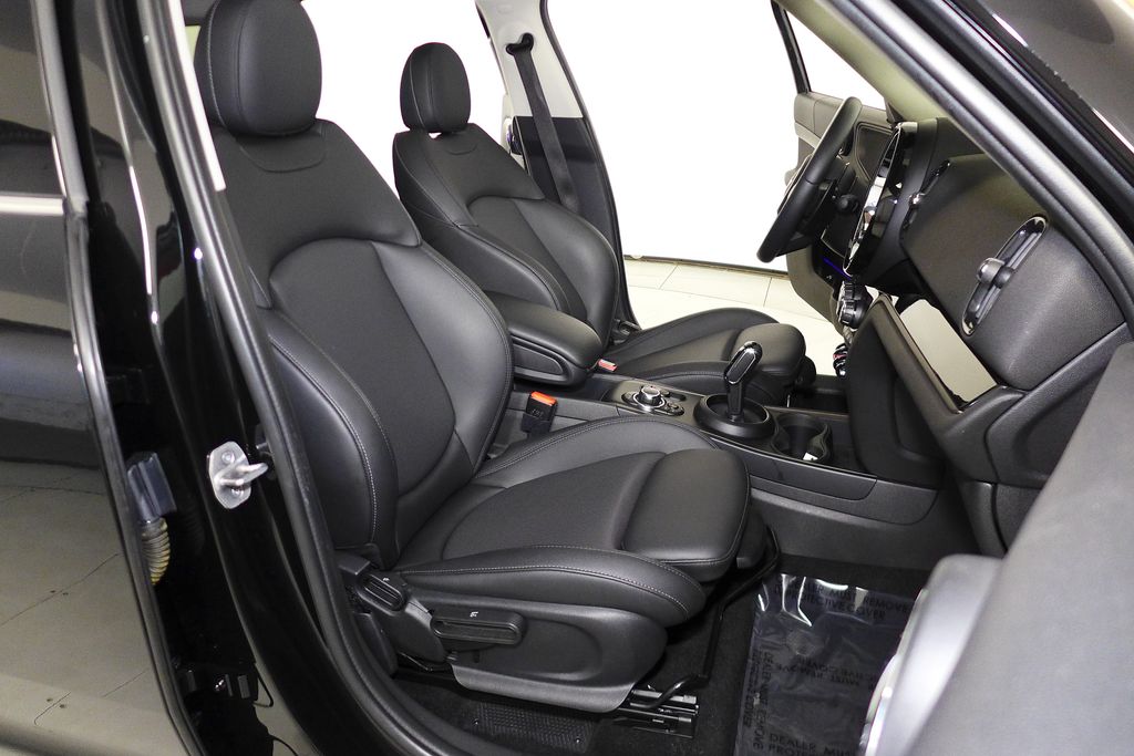 Thumbnail: 2023 MINI Cooper Countryman - 19