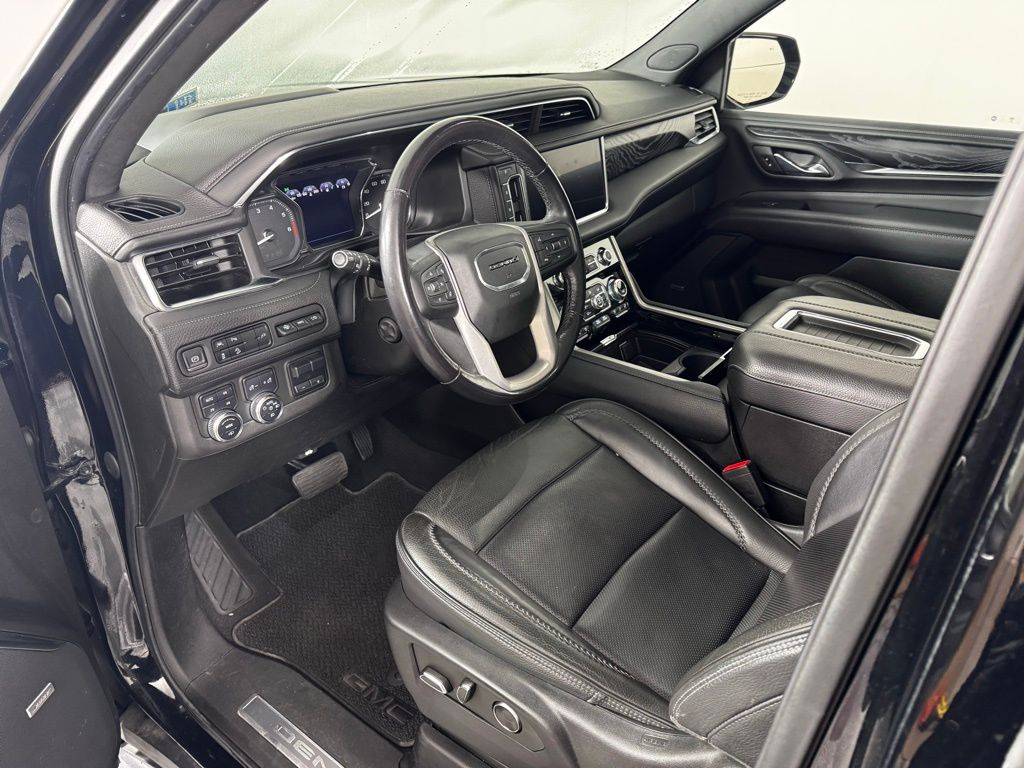 Used 2021 Black GMC Denali image 10
