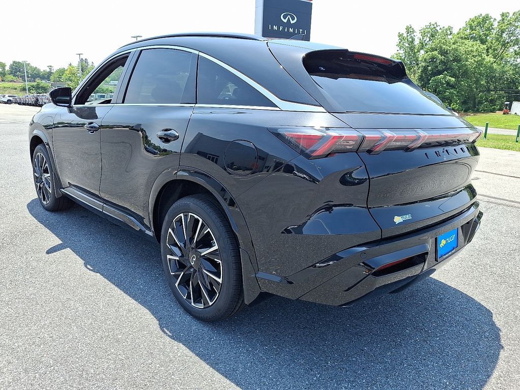 2027 INFINITI QX65 — photo 3