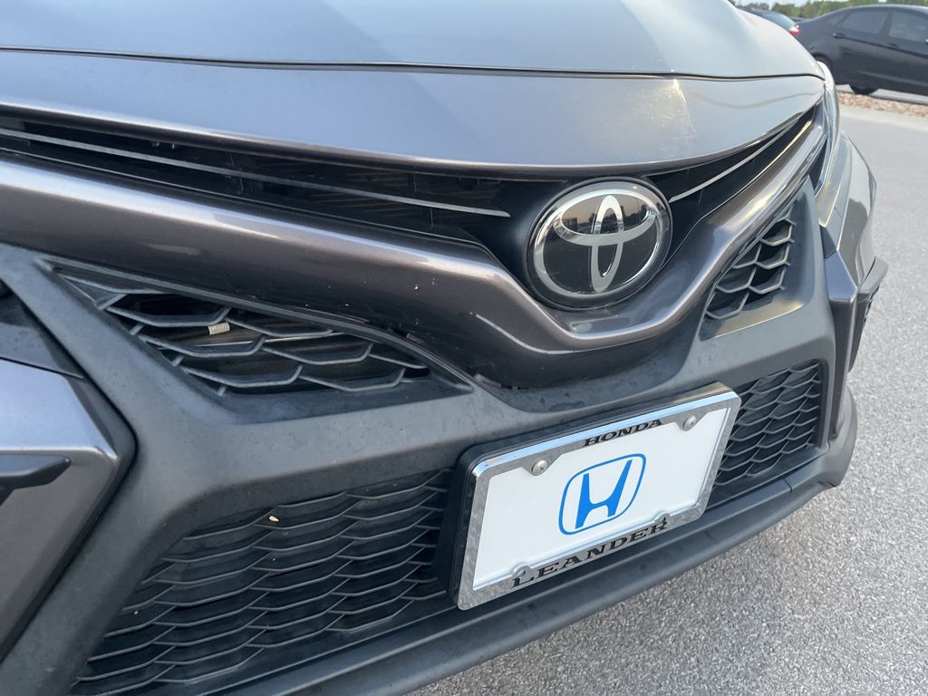 Thumbnail: 2023 Toyota Camry - 15