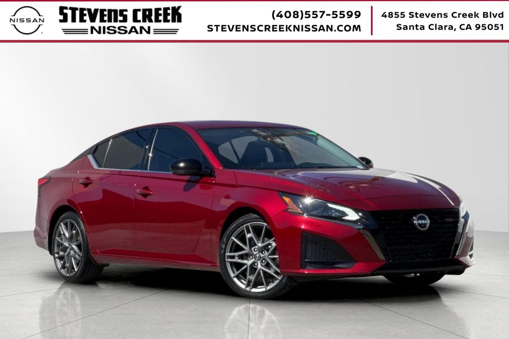 Red (Scarlet Ember Tintcoat) 2023 Nissan Altima Sedan Front-Wheel Drive Continuously Variable Transmission