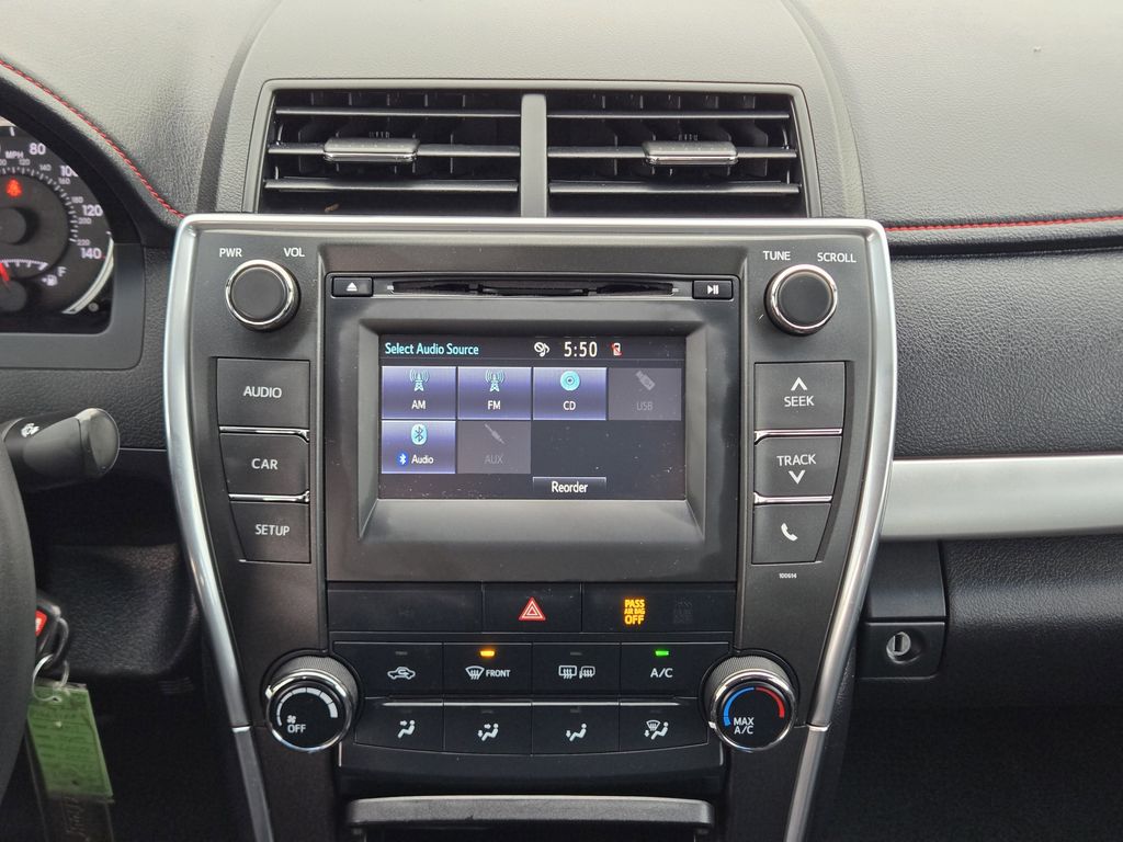 2017 Toyota Camry SE White at Gullo Toyota