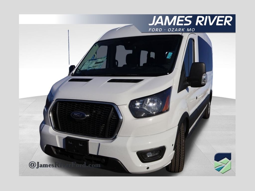 2025 Ford Transit Passenger 350 XLT Medium Roof LB RWD