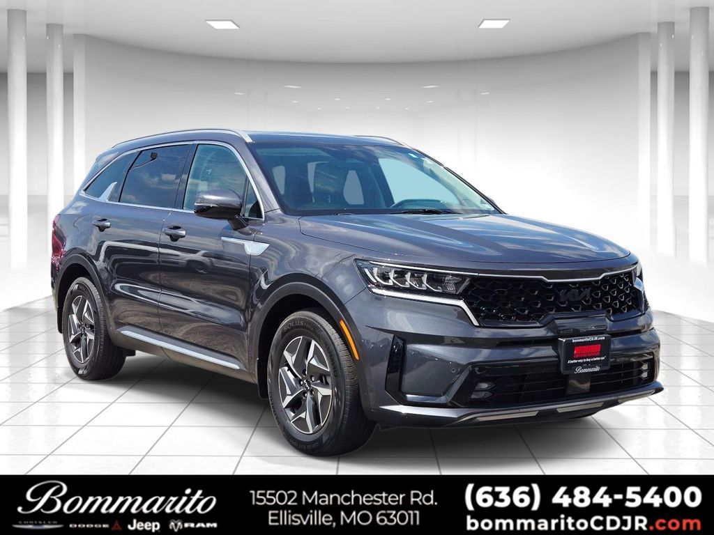 Gray (Platinum Graphite) 2022 Kia Sorento Hybrid EX FWD SUV / Crossover Front-Wheel Drive 6-Speed Automatic