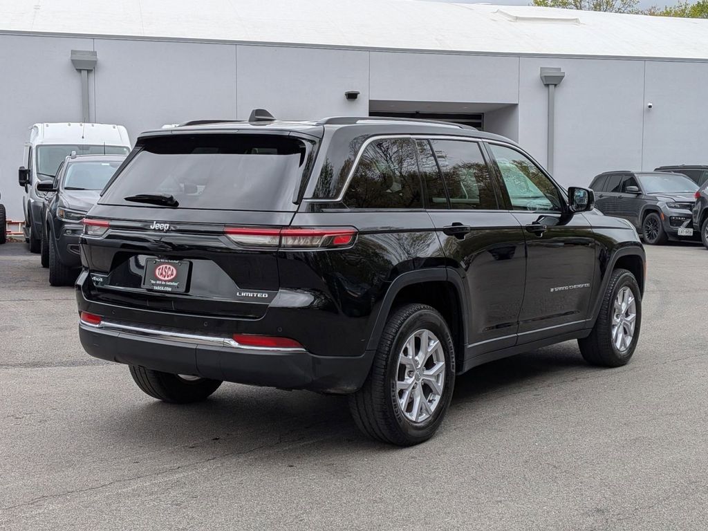 Certified Used 2022 Black Jeep Limited image 3