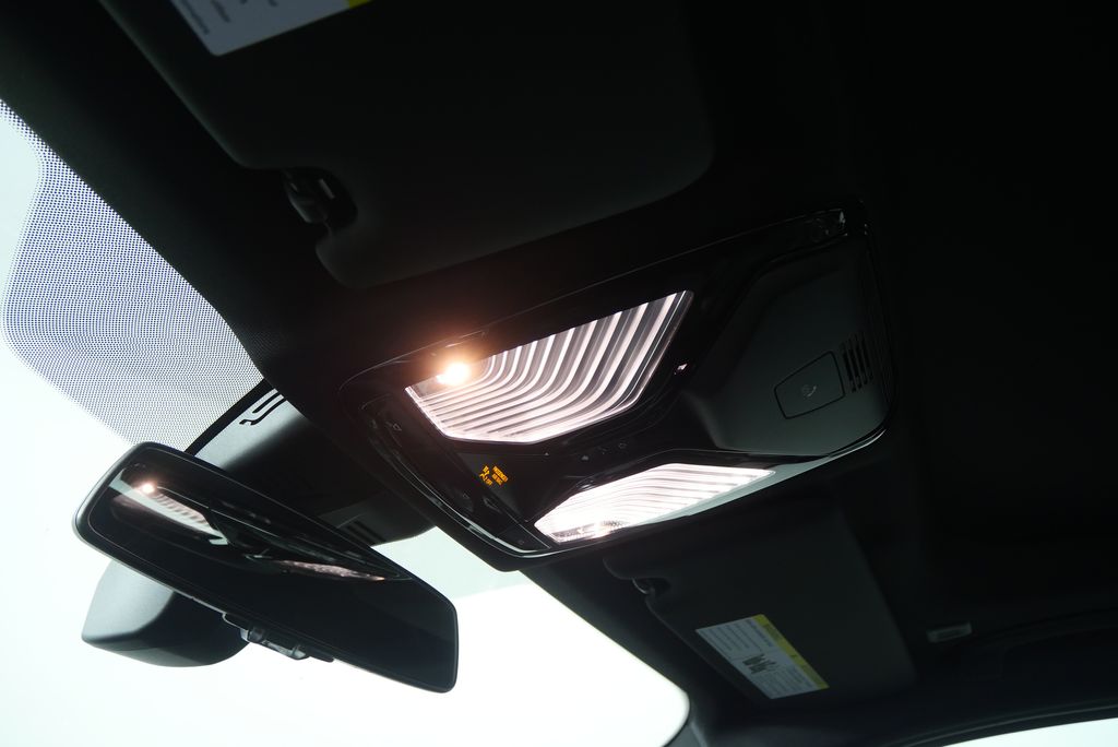 Thumbnail: 2026 BMW 3 Series - 20