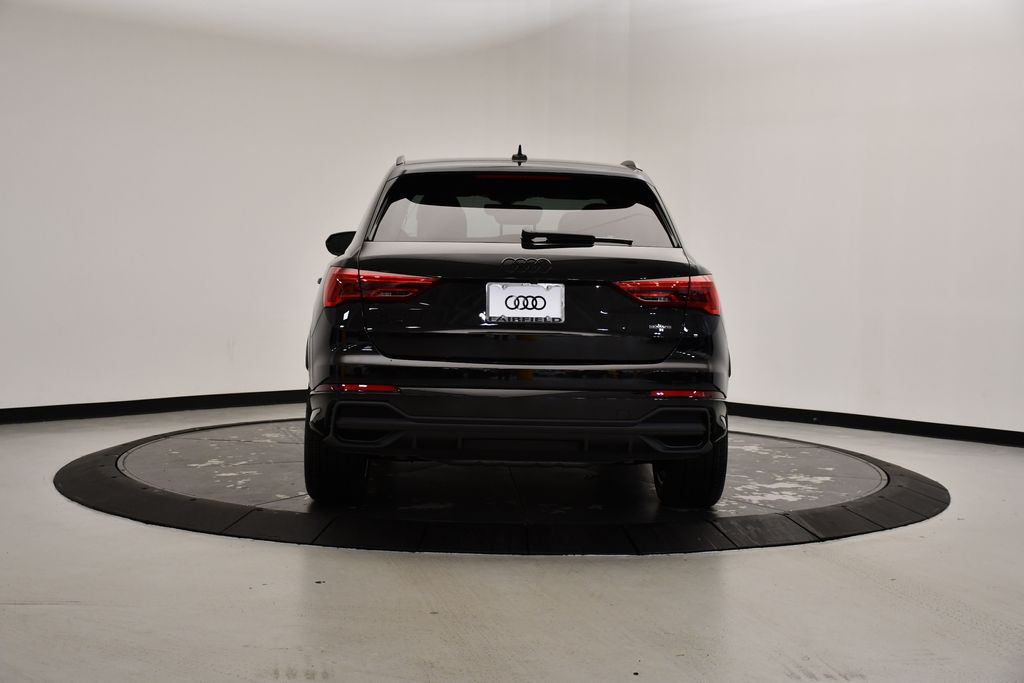 2025 Audi Q3  4