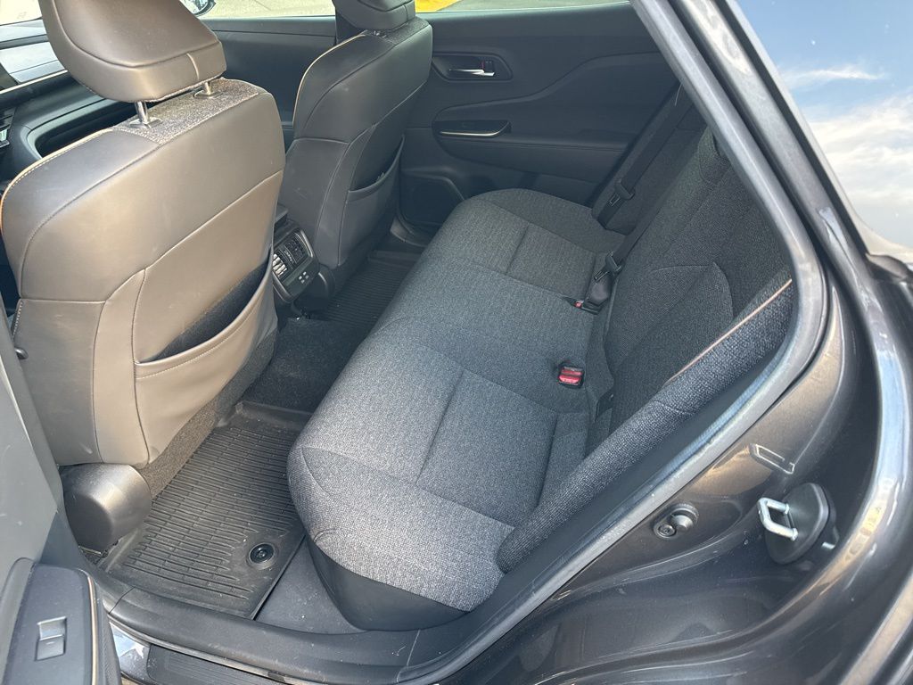 Thumbnail: 2023 Toyota Crown - 5