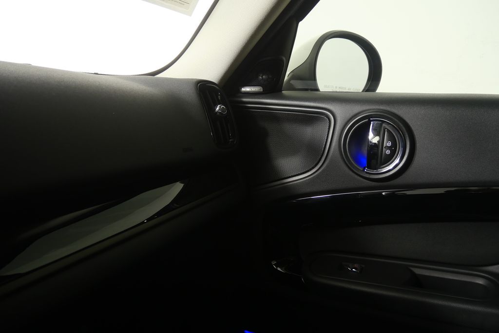 Thumbnail: 2019 MINI Cooper Countryman - 28