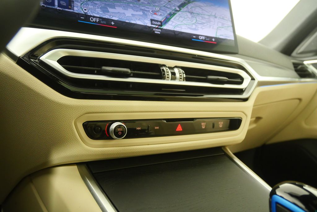 Thumbnail: 2023 BMW i4 - 22