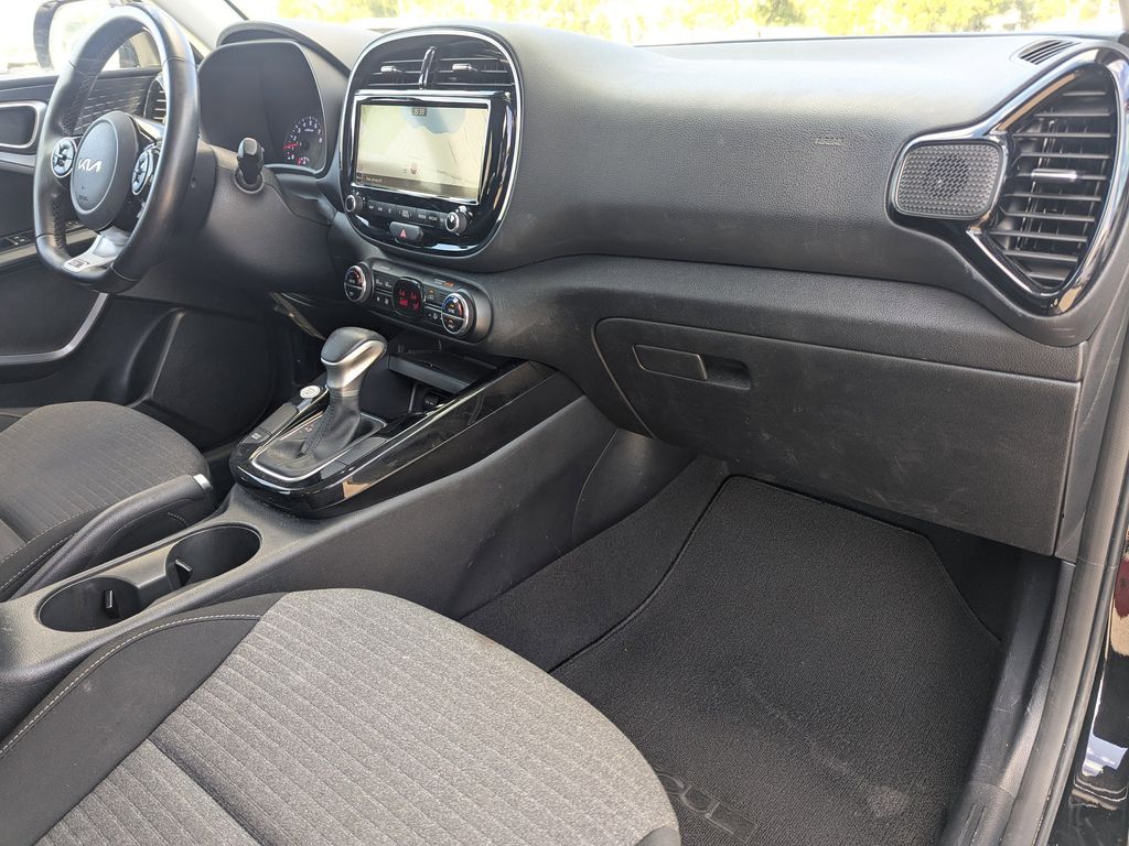 used 2022 Kia Soul car, priced at $16,292