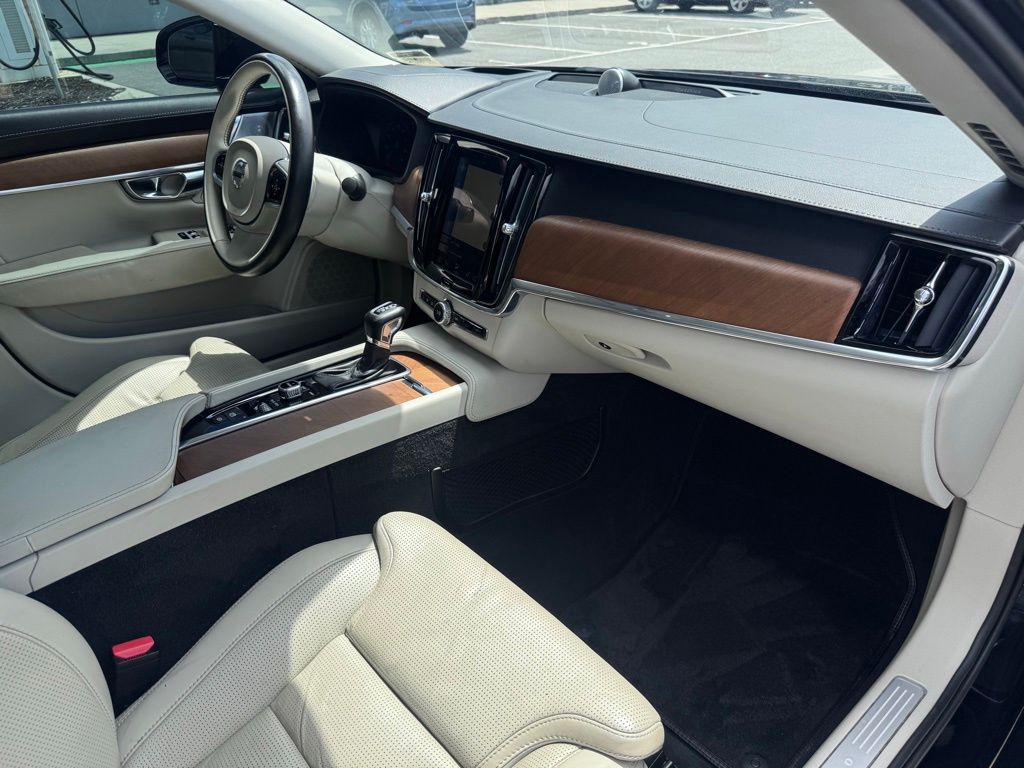2018 Volvo S90 T6 Inscription