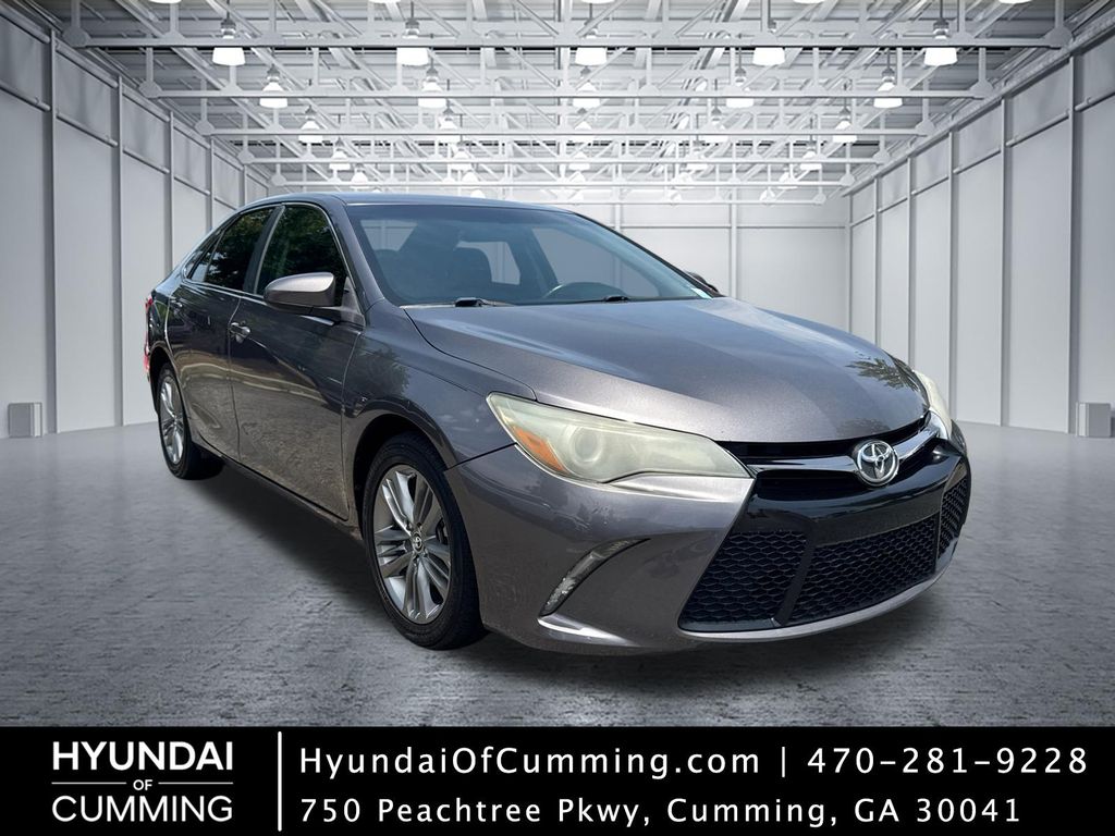 2015 Toyota Camry SE