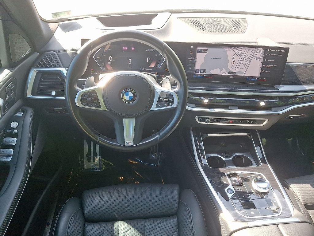 2023 BMW X7 xDrive40i 10
