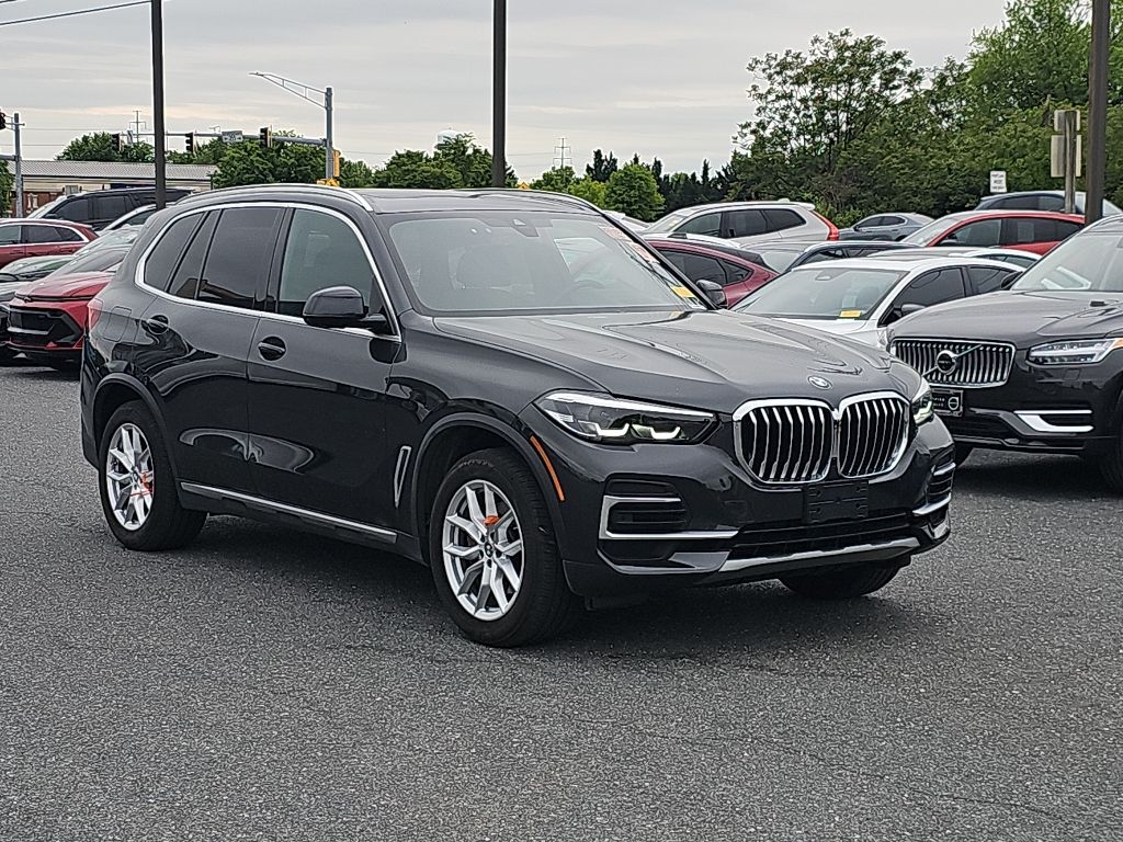 Gray (Dark Graphite Metallic) 2023 BMW X5 xDrive40i AWD SUV / Crossover All-Wheel Drive 8-Speed Automatic