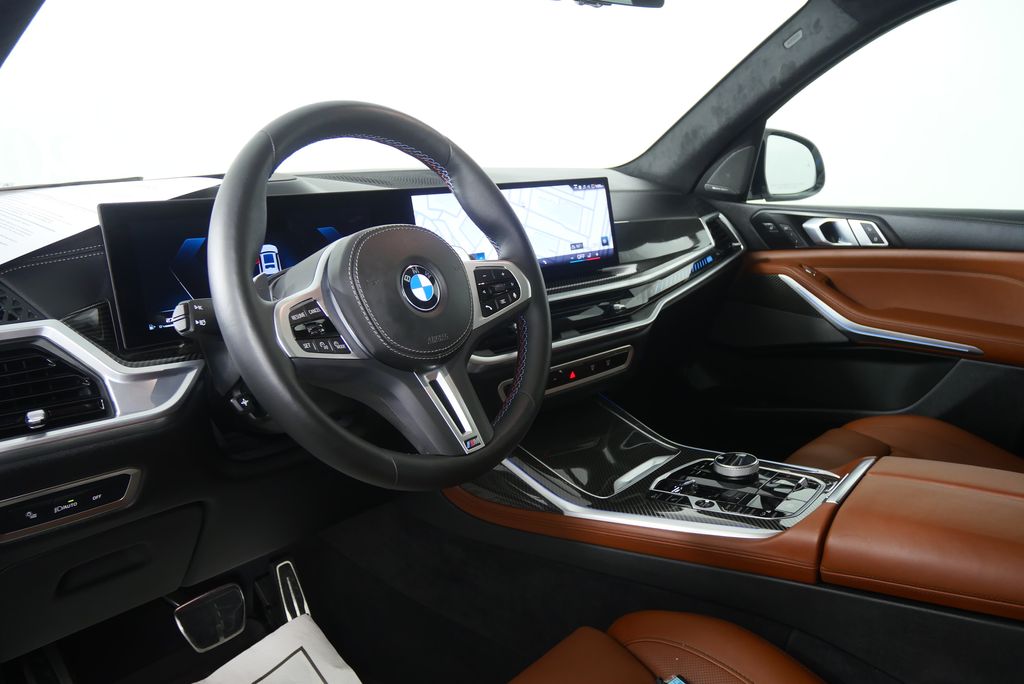 Thumbnail: 2025 BMW X7 - 13