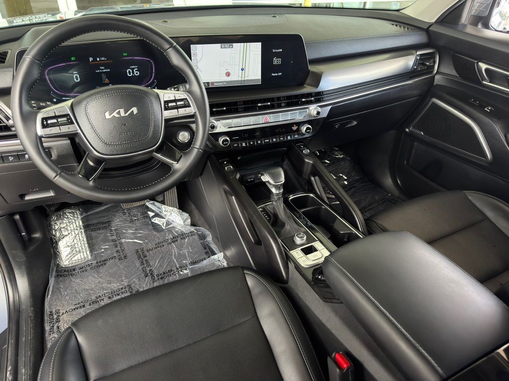 2024 Kia Telluride S Silver at Bayway Cadillac of The Woodlands