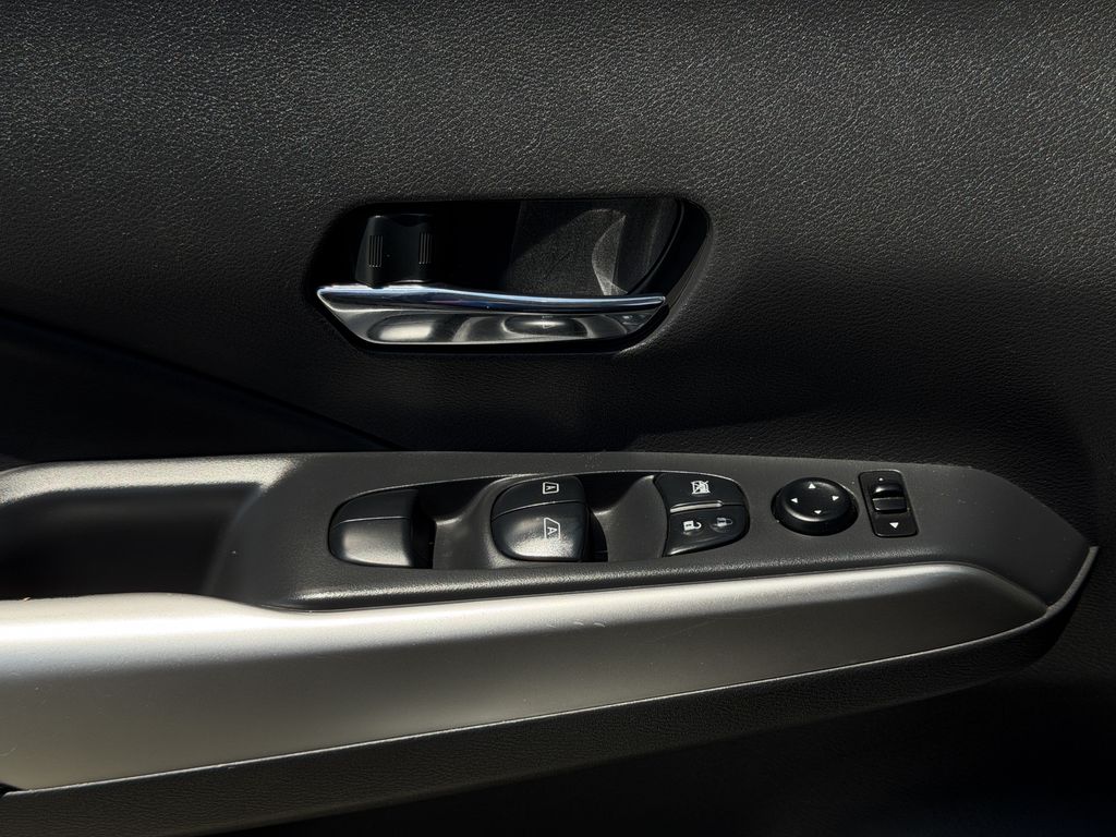 Used 2019 Nissan Kicks SUV