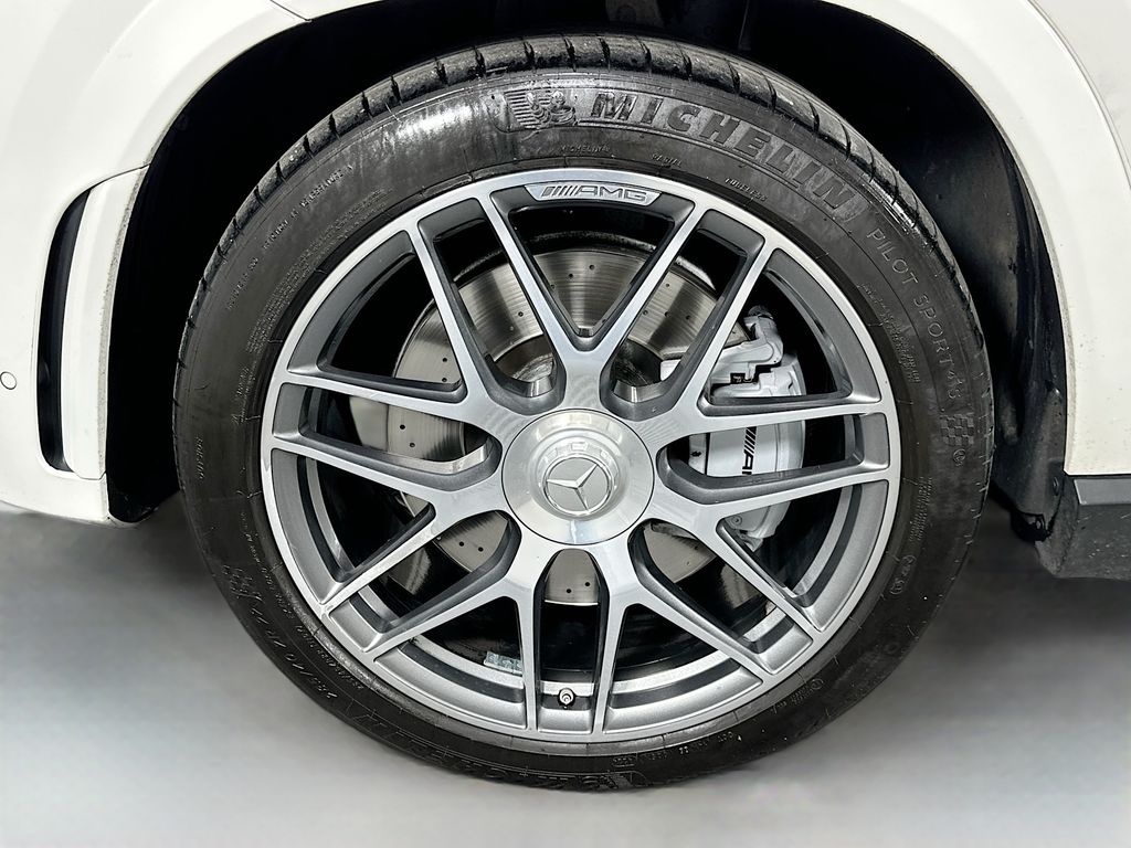 Thumbnail: 2021 Mercedes-Benz GLE - 32