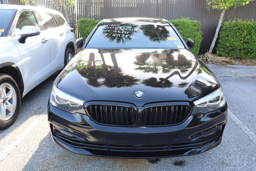 2018 BMW 5 Series 530i 5