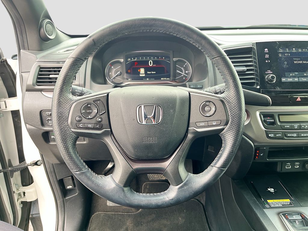 Used 2024 White Honda EX-L image 11