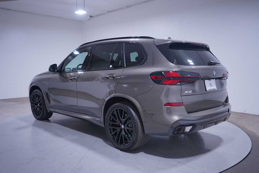 Thumbnail: 2026 BMW X5 - 3