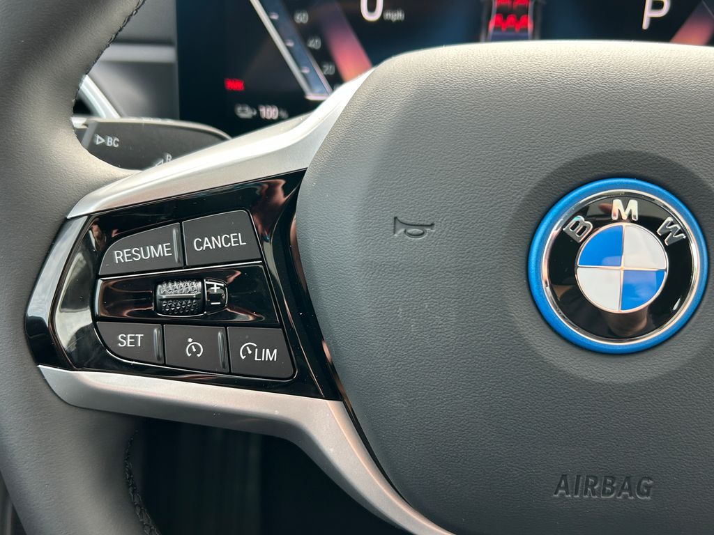 2025 BMW i4 eDrive40 19