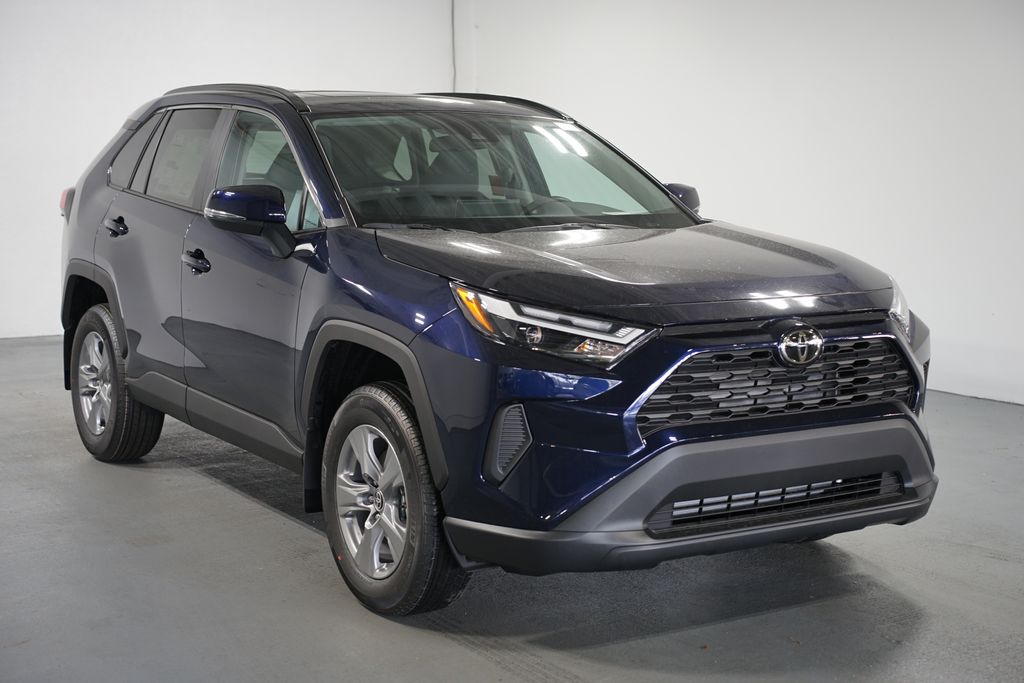 Thumbnail: 2025 Toyota RAV4 - 3