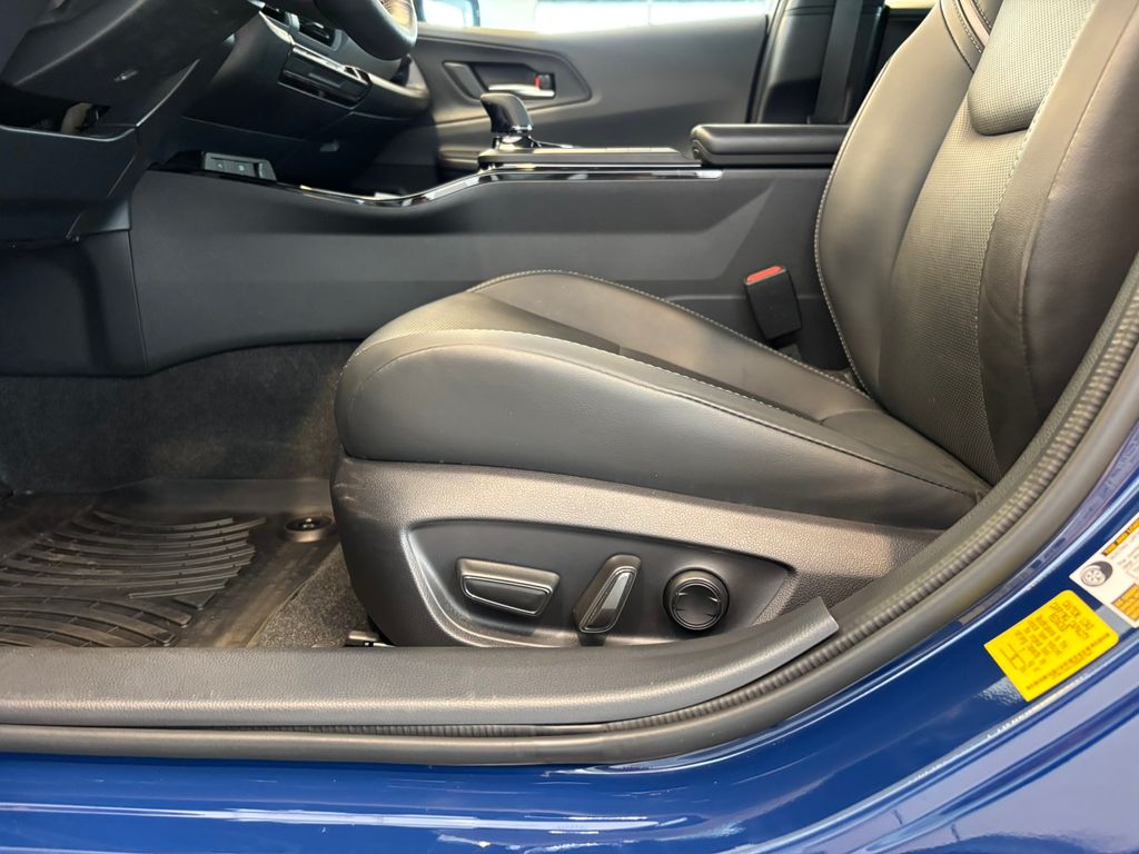 2025 Toyota Prius XLE