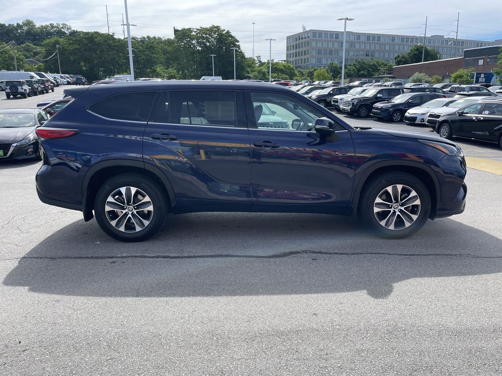 Used 2022 Toyota Highlander SUV