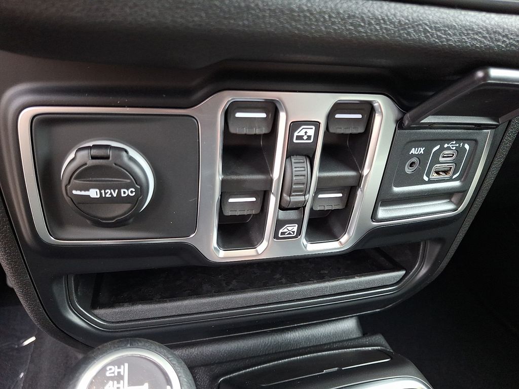 New 2026 Jeep Wrangler SUV