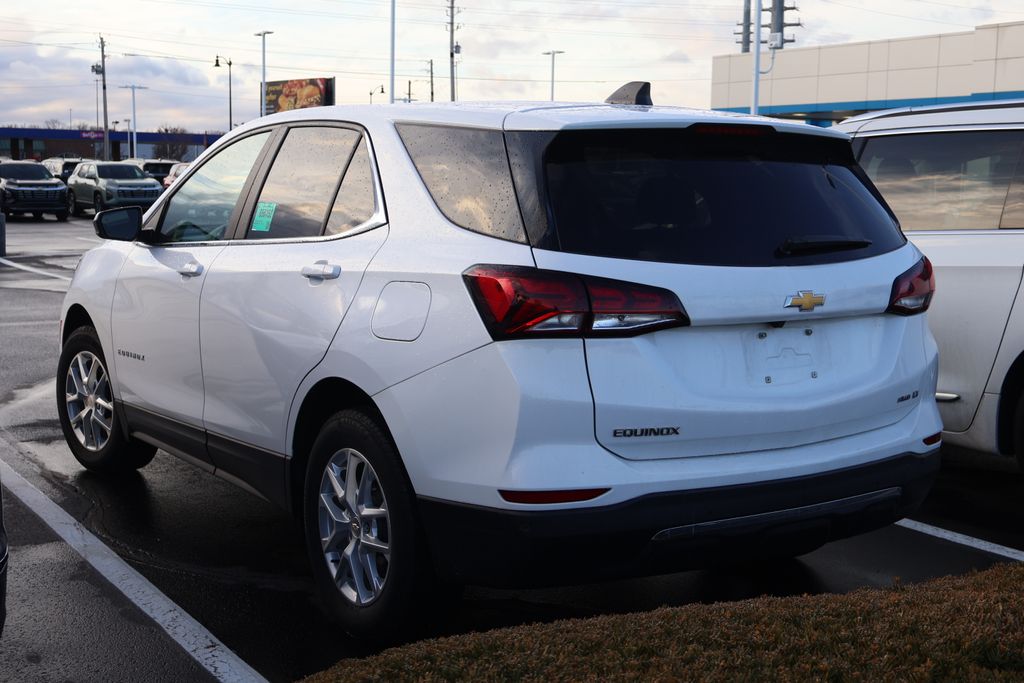 Thumbnail: 2024 Chevrolet Equinox - 10