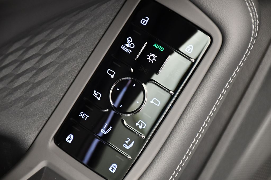 Thumbnail: 2025 Audi A5 - 32