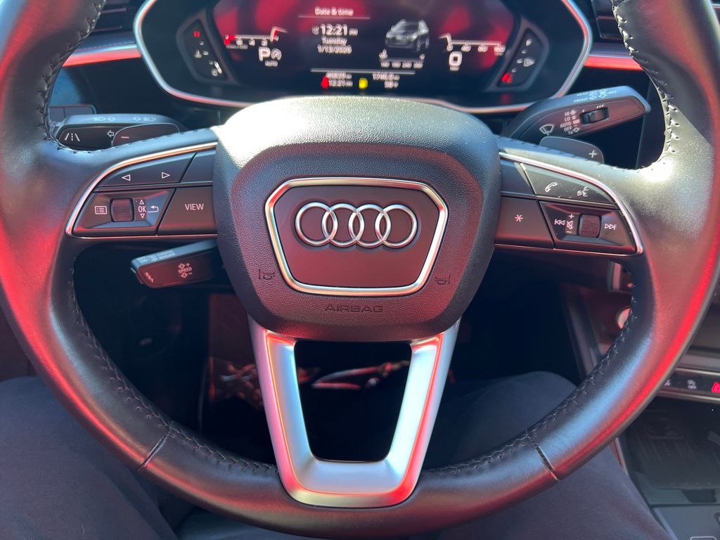 Thumbnail: 2020 Audi Q3 - 18