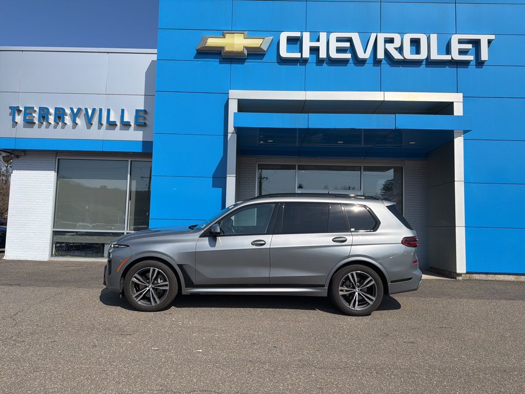 Skyscraper Gray Metallic 2023 BMW X7 xDrive40i AWD SUV / Crossover All-Wheel Drive 8-Speed Automatic