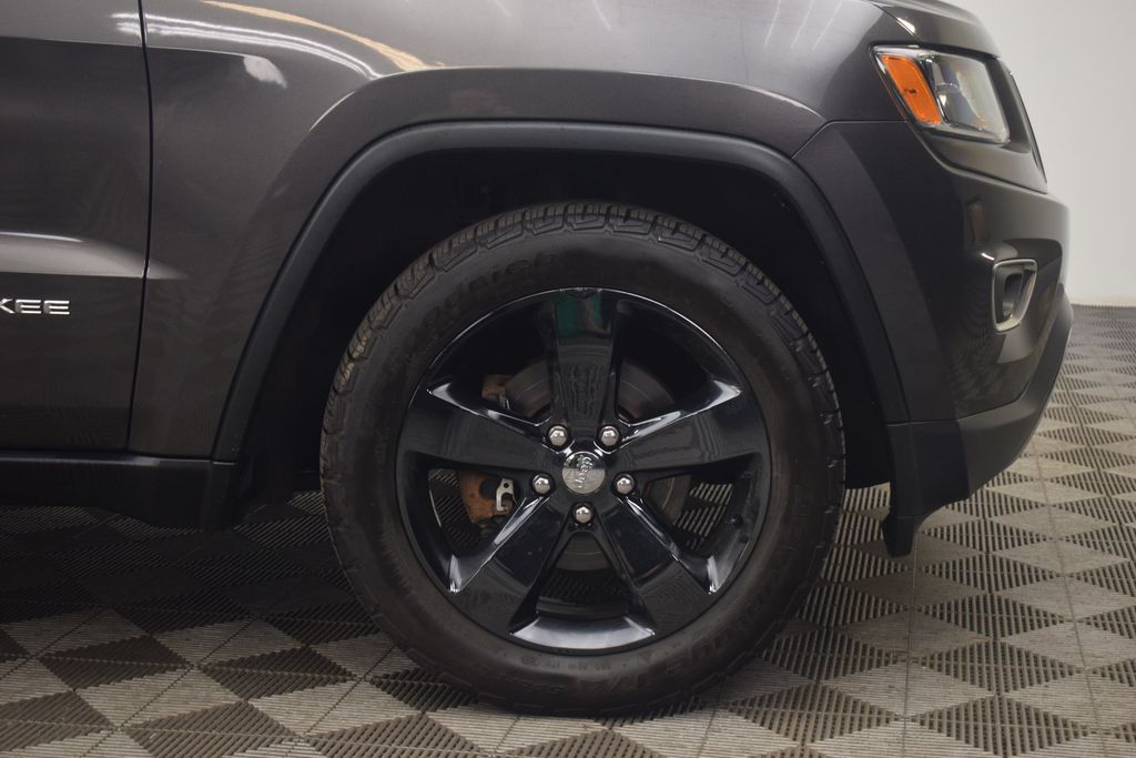 used 2015 Jeep Grand Cherokee car, priced at $13,900