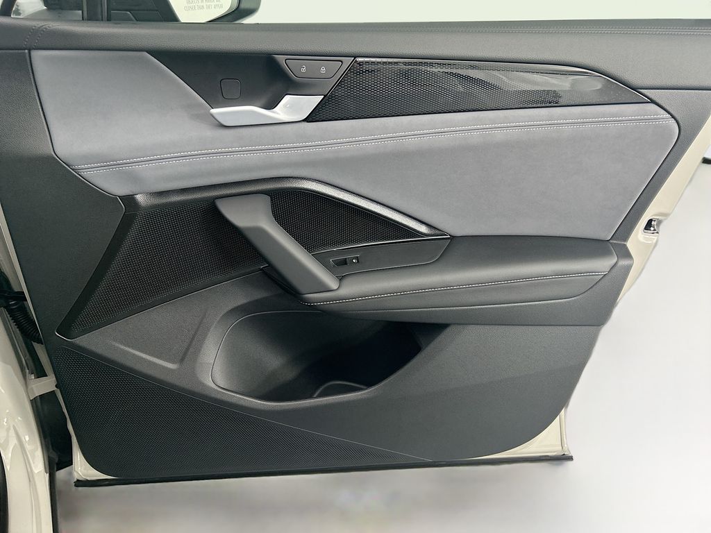 Thumbnail: 2026 Volkswagen Tiguan - 23