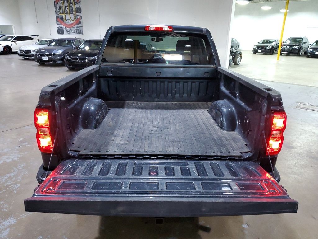 2018 Chevrolet Silverado 1500 LT photo
