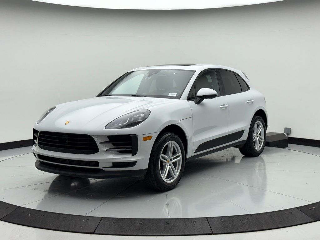 Thumbnail: 2020 Porsche Macan - 1