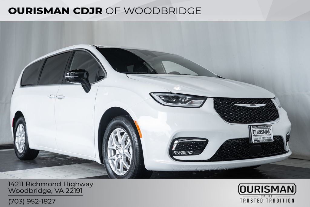 Bright White Clearcoat 2025 Chrysler Pacifica Select FWD Minivan Front-Wheel Drive 9-Speed Automatic