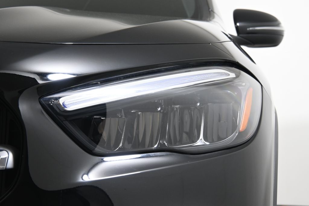 Thumbnail: 2025 Mercedes-Benz GLA - 10