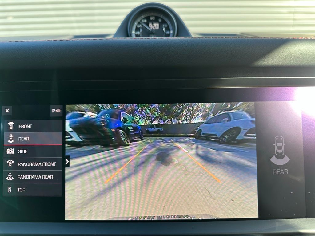 Thumbnail: 2026 Porsche Macan - 30