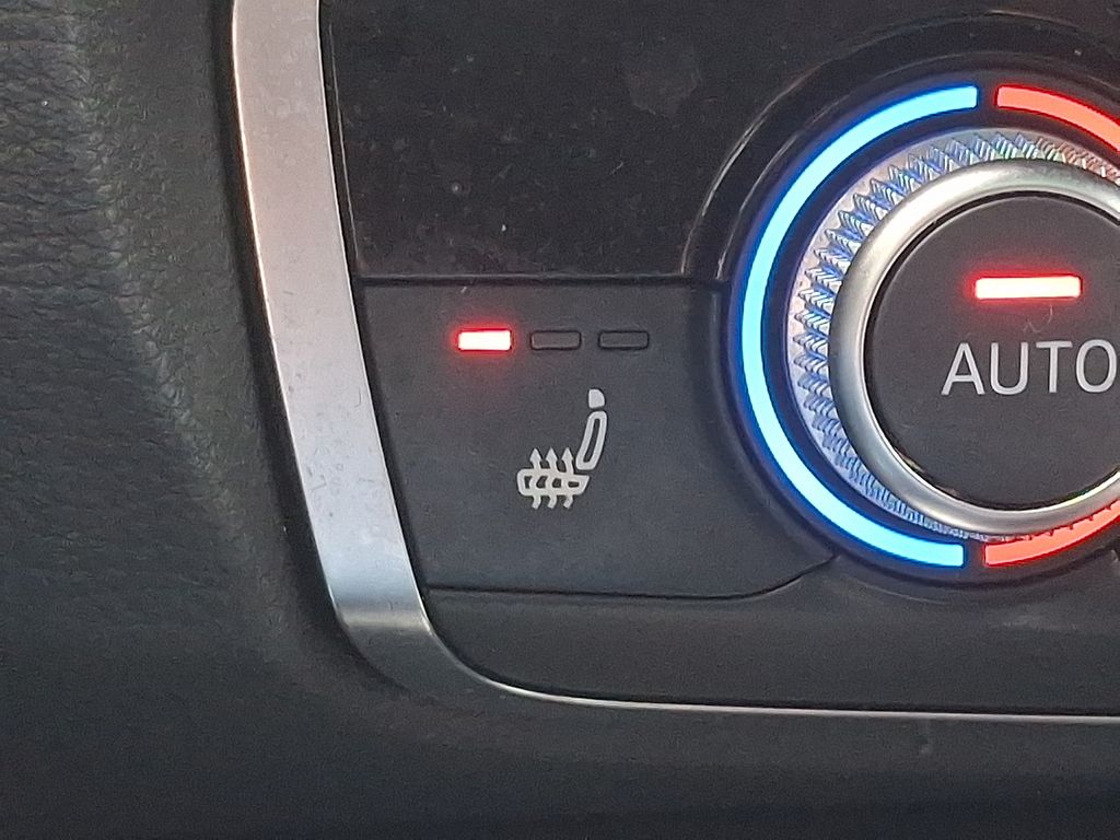 Thumbnail: 2023 Audi Q3 - 23