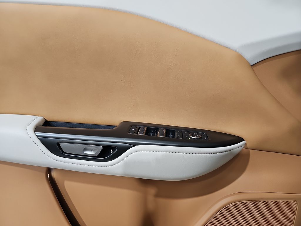 New 2026  Lexus 450e Premium image 26