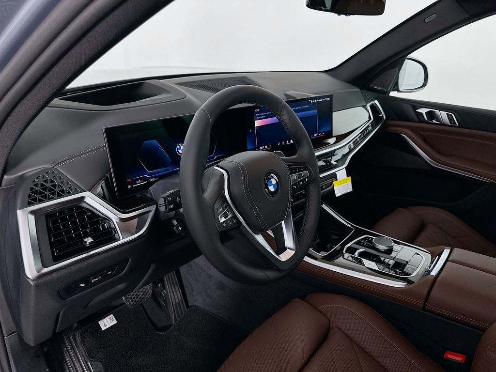 2026 BMW X5 M60i 9