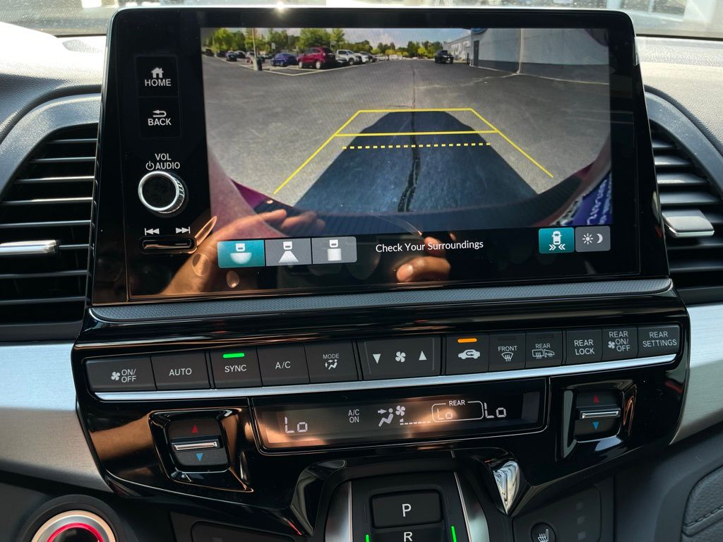 Thumbnail: 2026 Honda Odyssey - 17